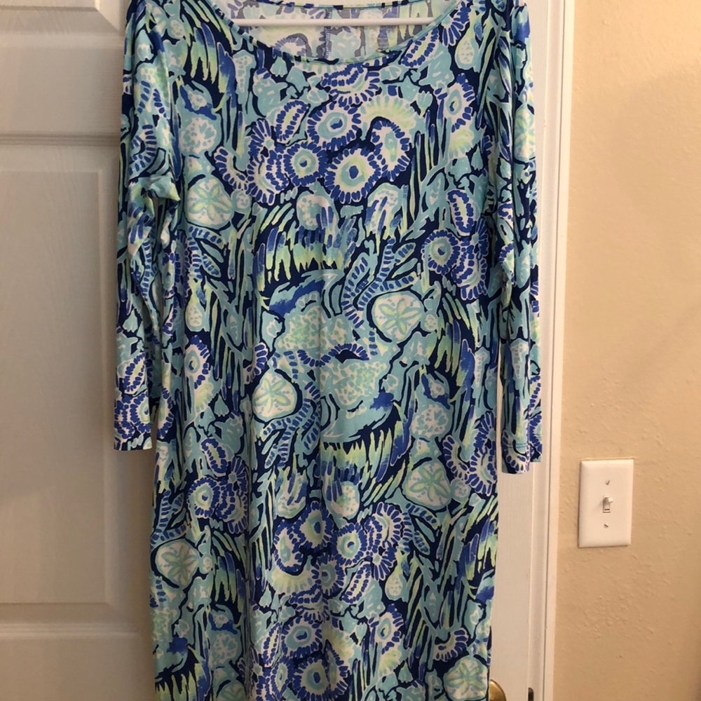 Beautiful Lilly Pulitzer 3/4 length sleeve dress.